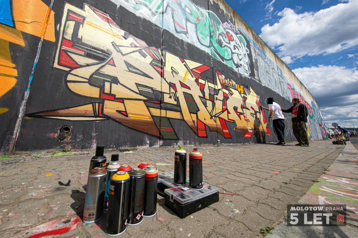 Molotow Praha 5 let graffiti jam report